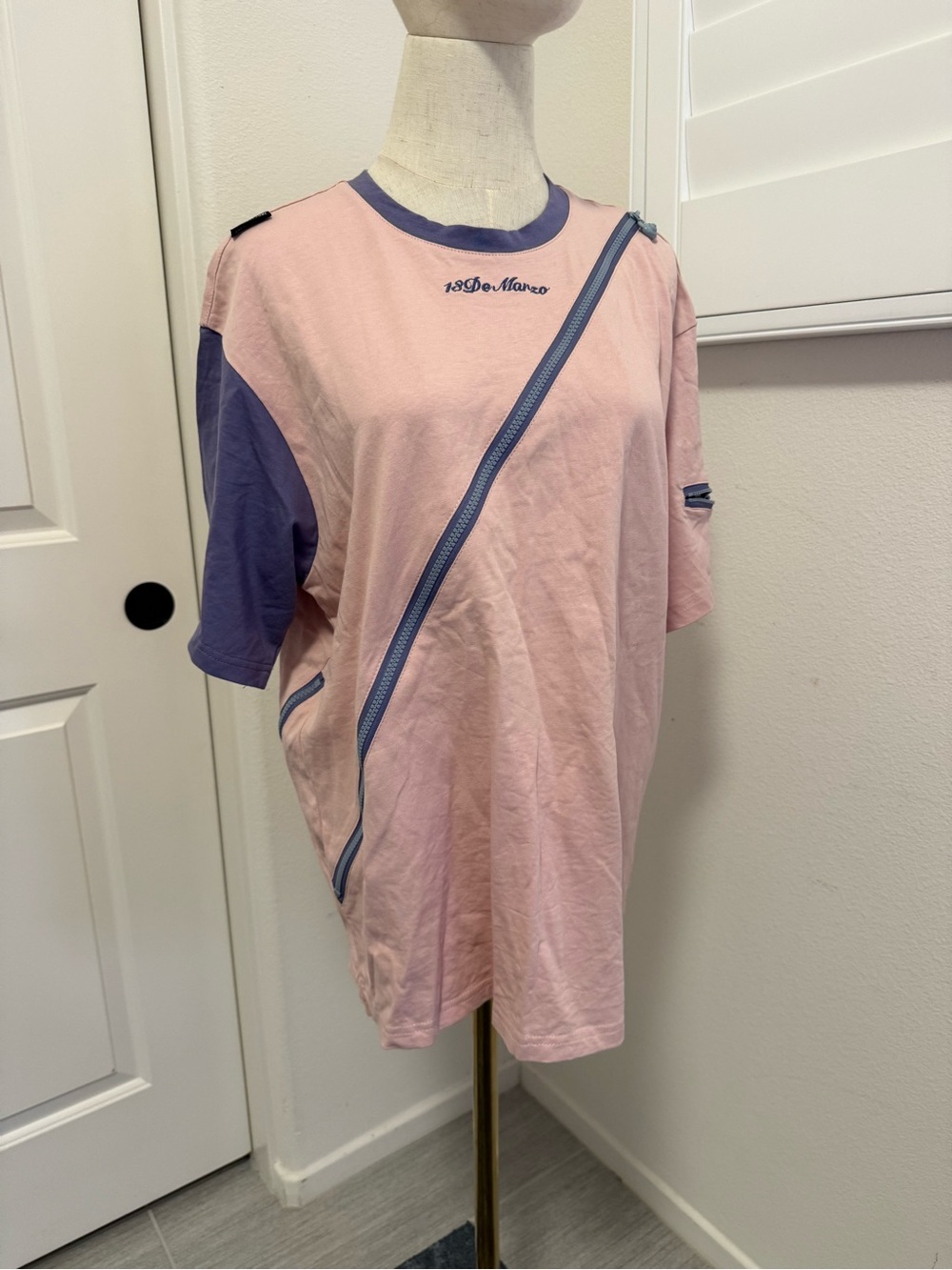 Casual Diagonal Zip Short Sleeve Tee - Pink & Purple